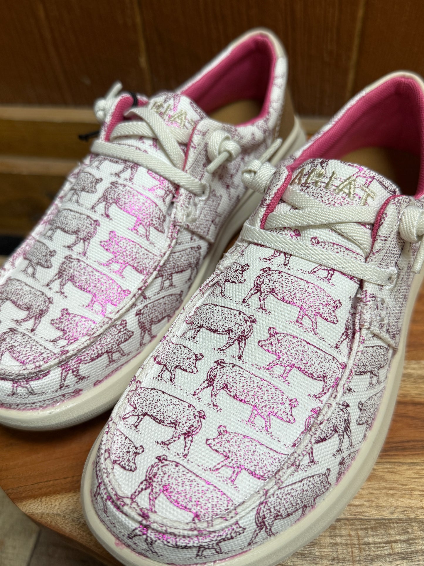 WMS Hilo Pink Piggy