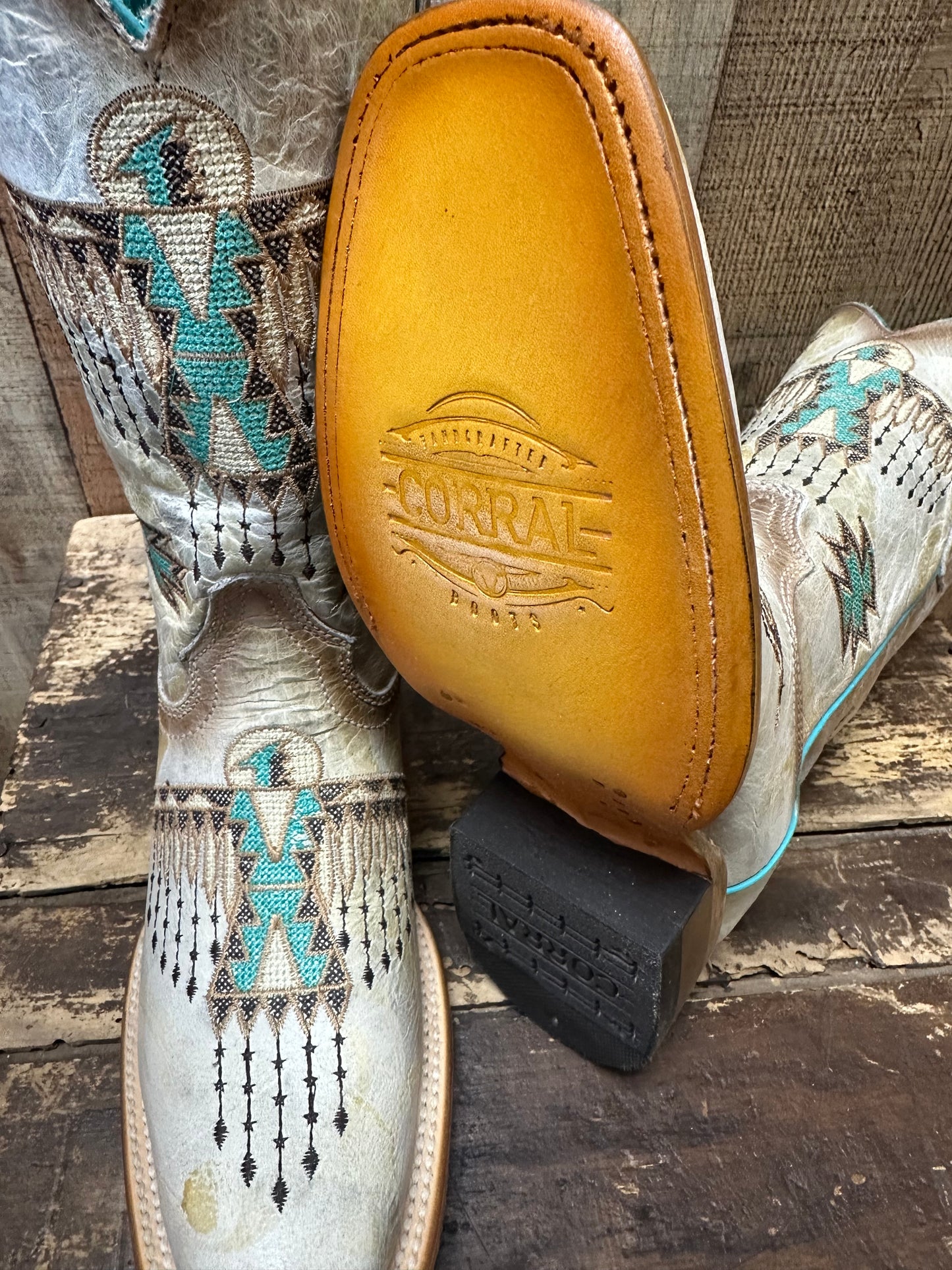 Corral Turqu Aztec Western