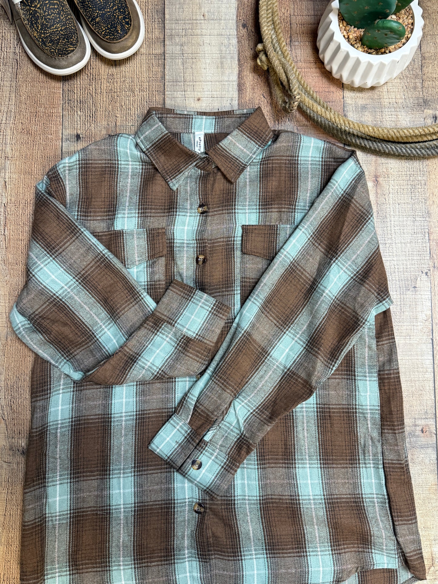 Women's Plaid Button Up