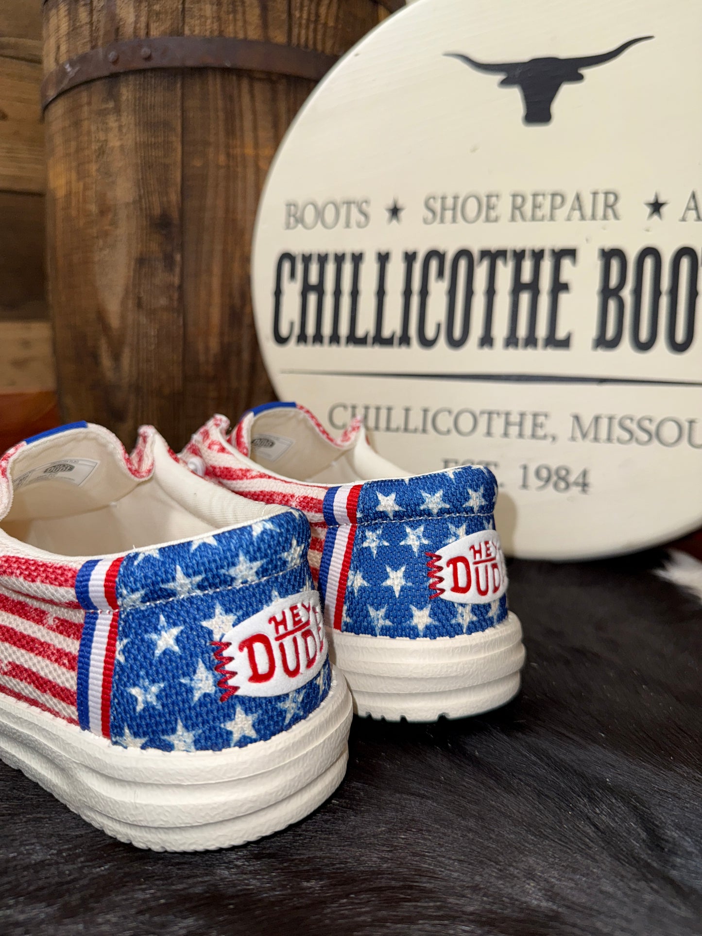 Wally Americana Mesh