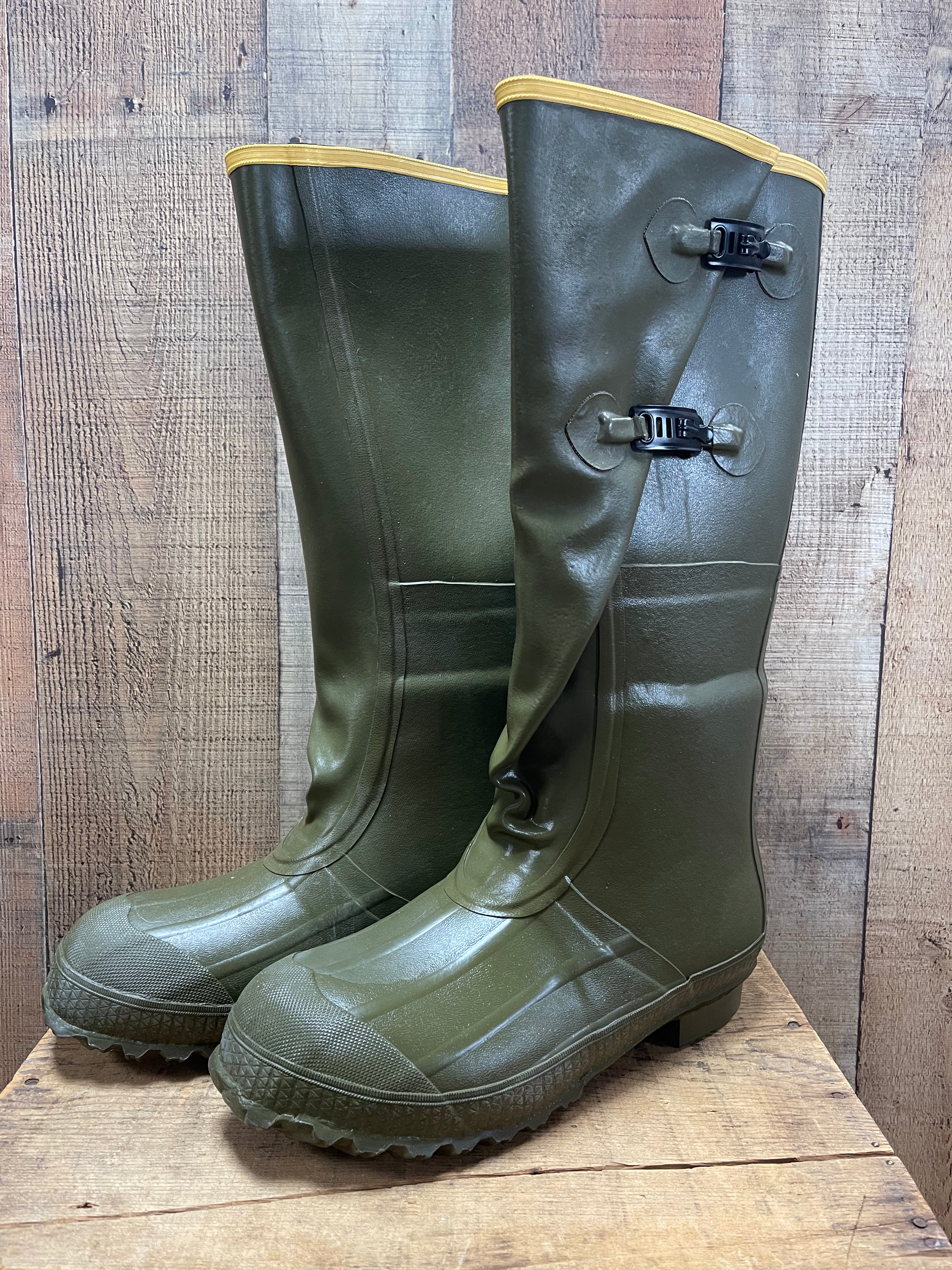 Servus 2 top buckle rubber boots