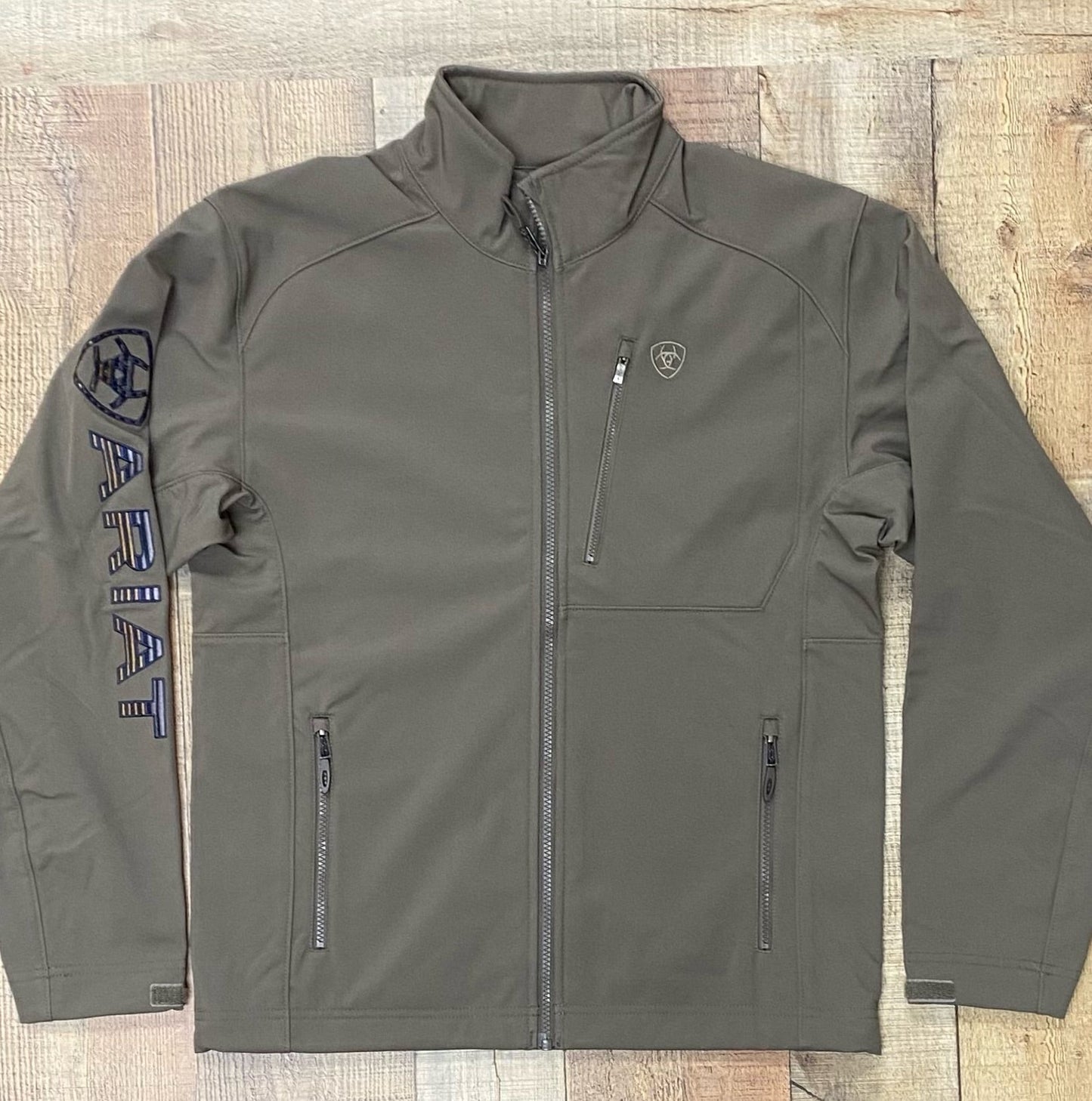 Ariat Logo 2.0 Softshell Jacket