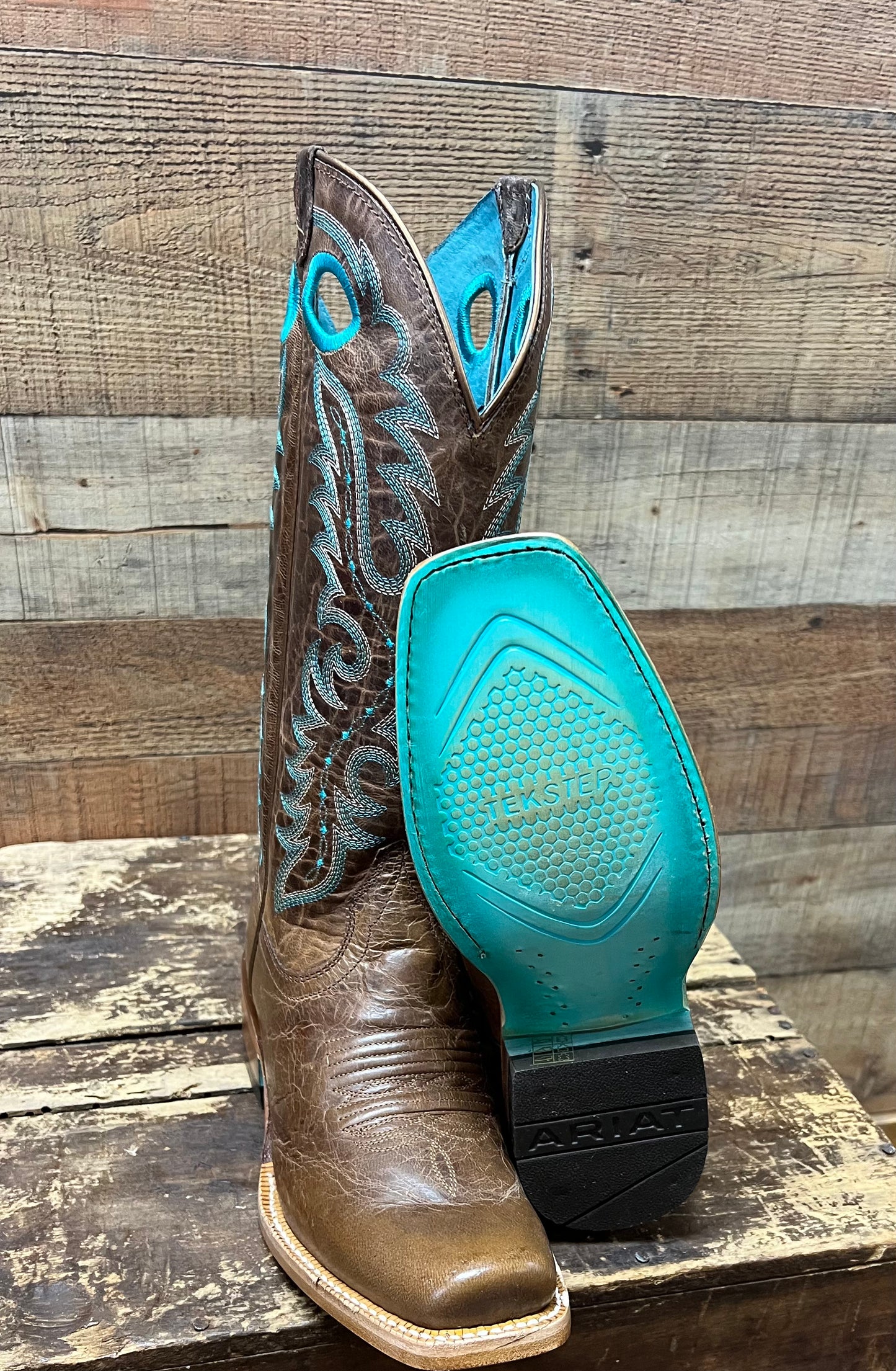 Ariat Futurity Boon Western