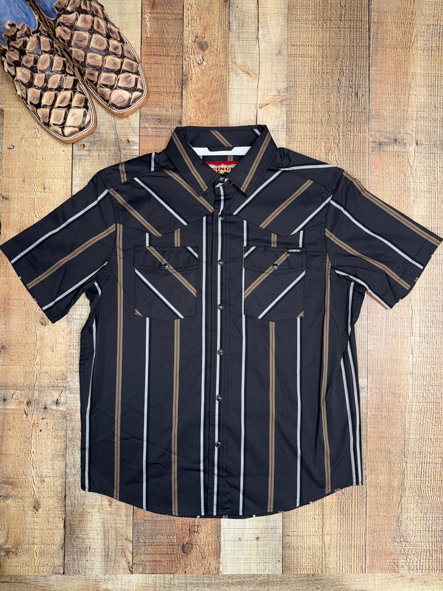 Cinch Retro Short Sleeve Pearl Snap