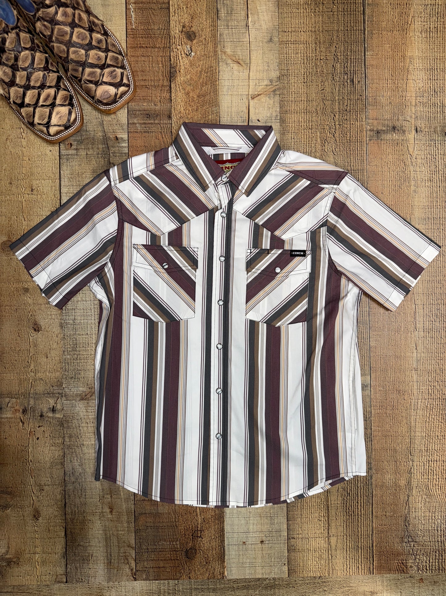 Cinch Retro Short Sleeve Pearl Snap