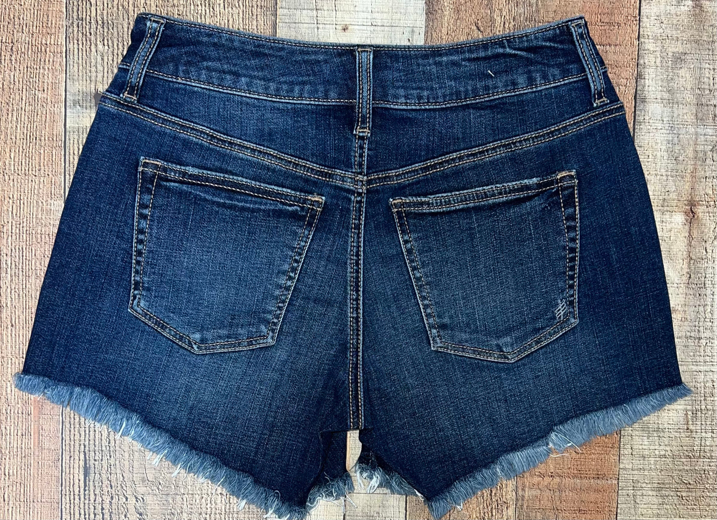 Silver Jeans Boyfriend Short Mid Rise