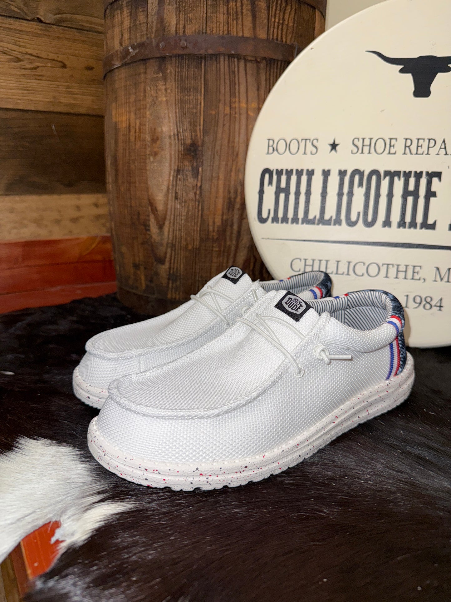 Wally Americana Mesh