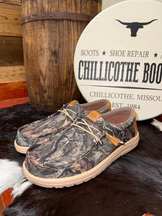 Wally Mossy Oak