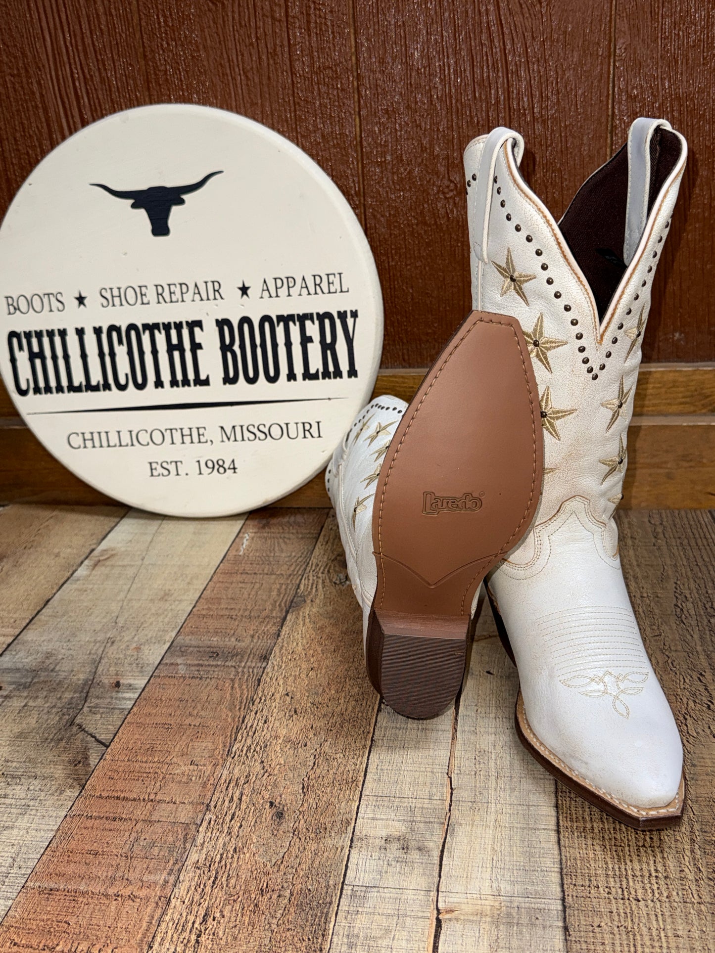 Laredo White Serenade Snip Toe Boot