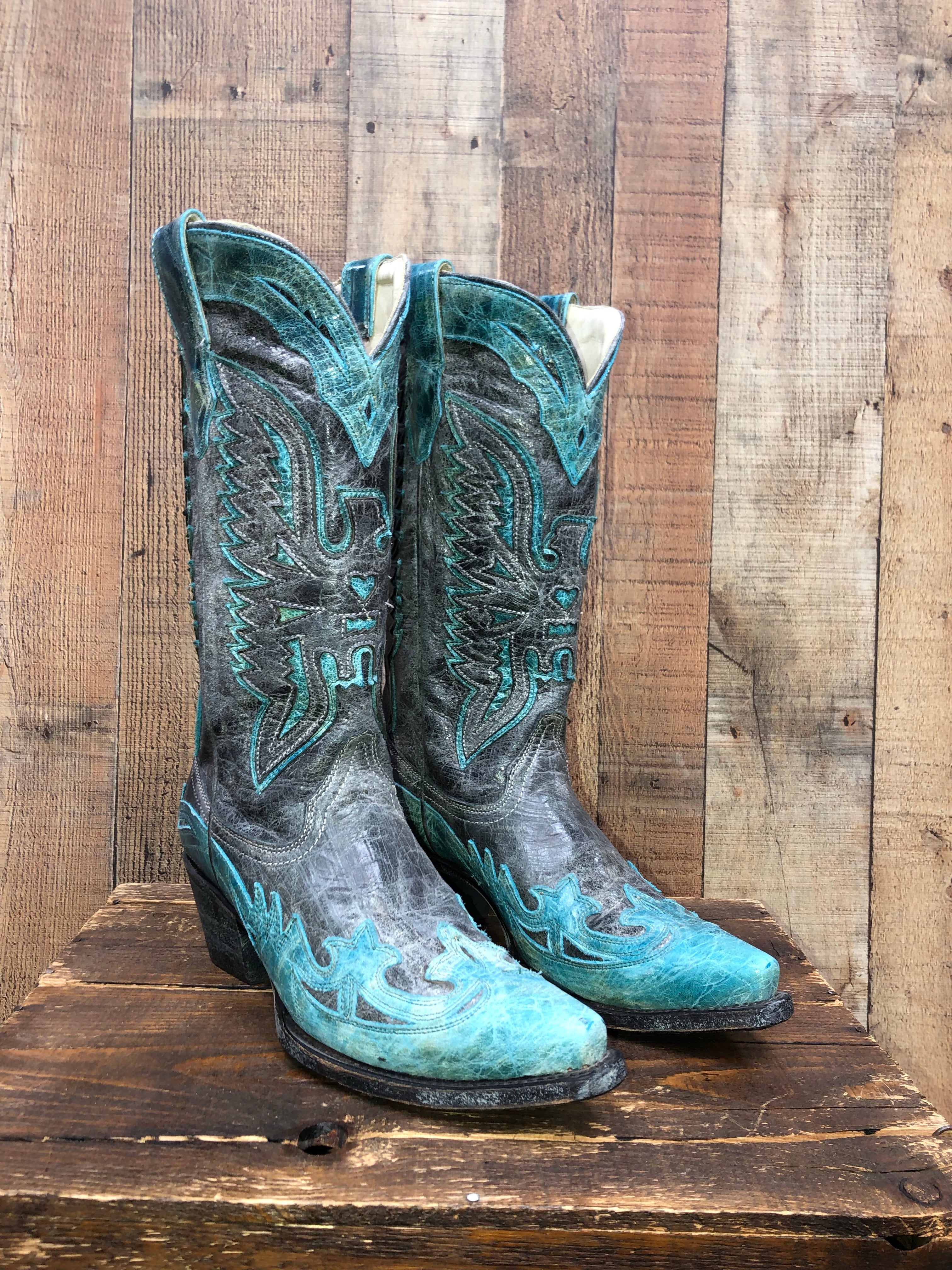 Corral hot sale turquoise boots