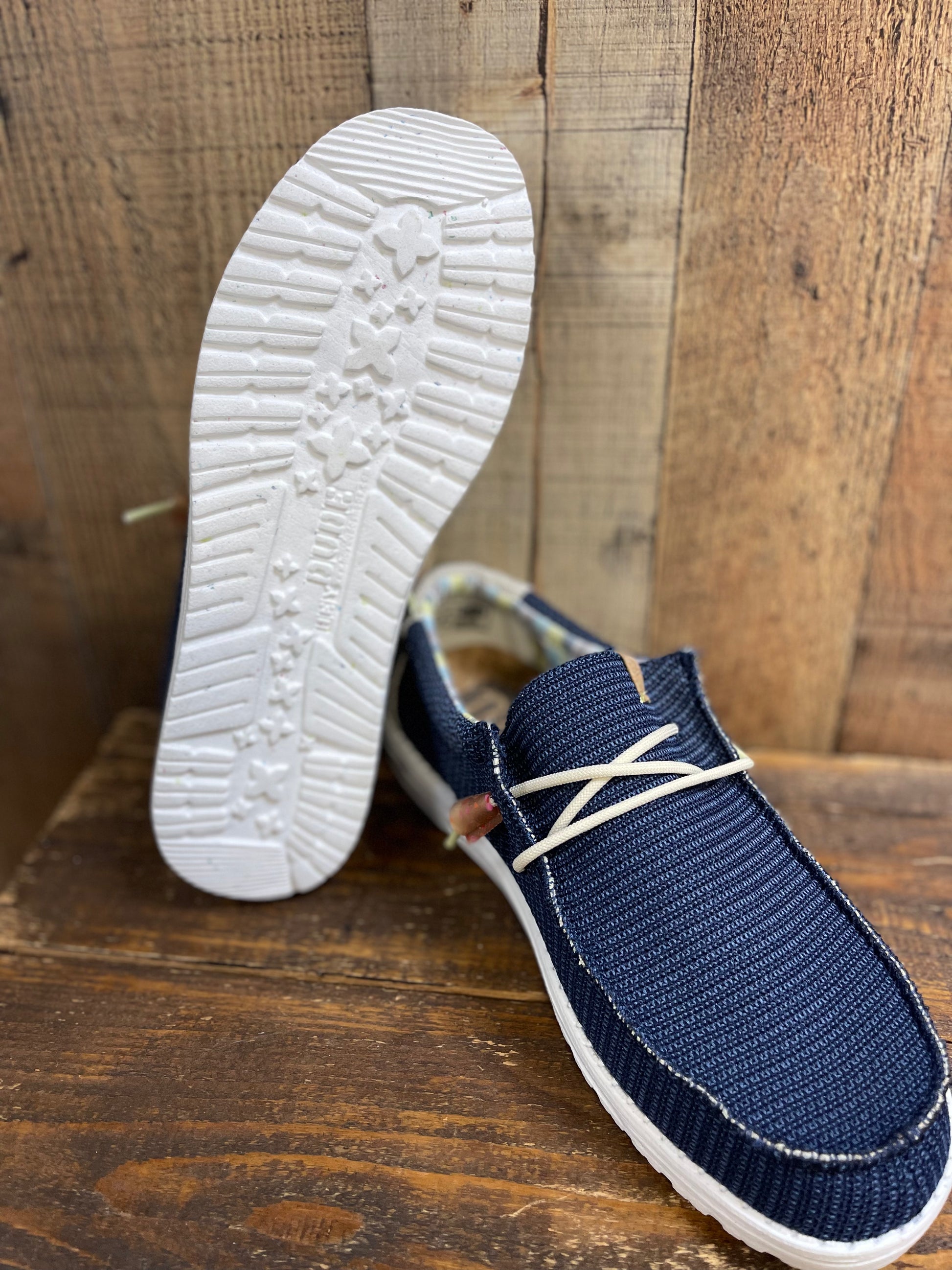 Hey dude wally hot sale stretch blue