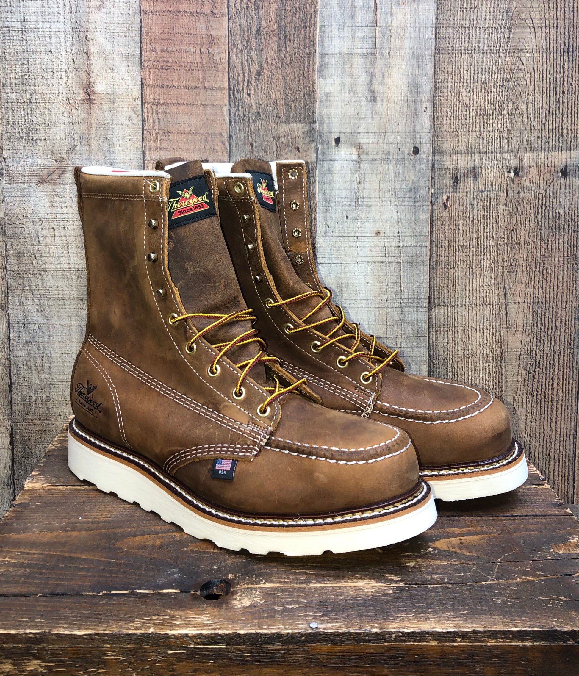 Crazy Horse Thorogood Moc Toe Boot THOROGOOD® AMERICAN LEGACY