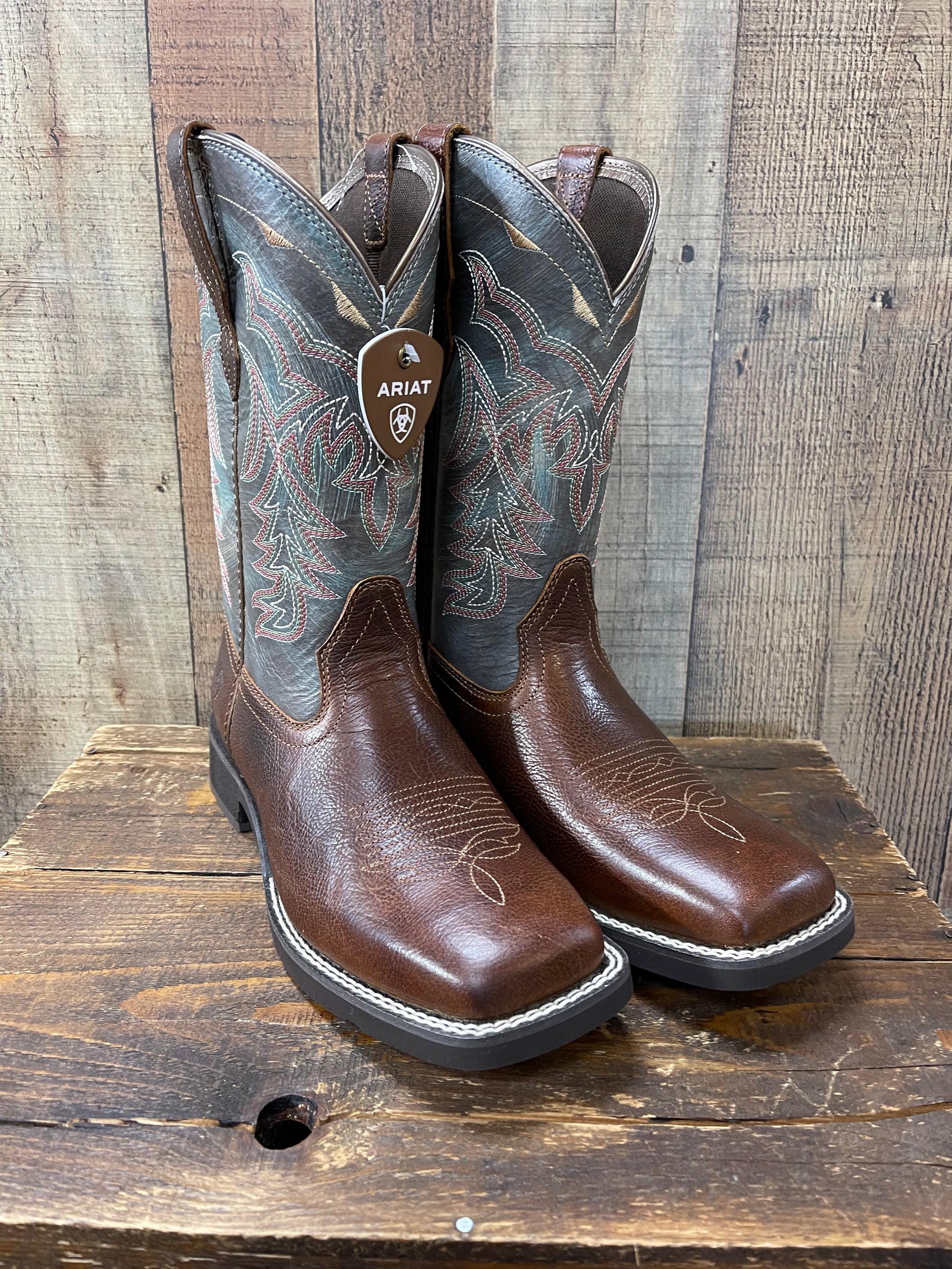 Ariat Women s Delilah Square Toe Western Boot Spiced Cider Teal Riv Chillicothe Bootery Inc