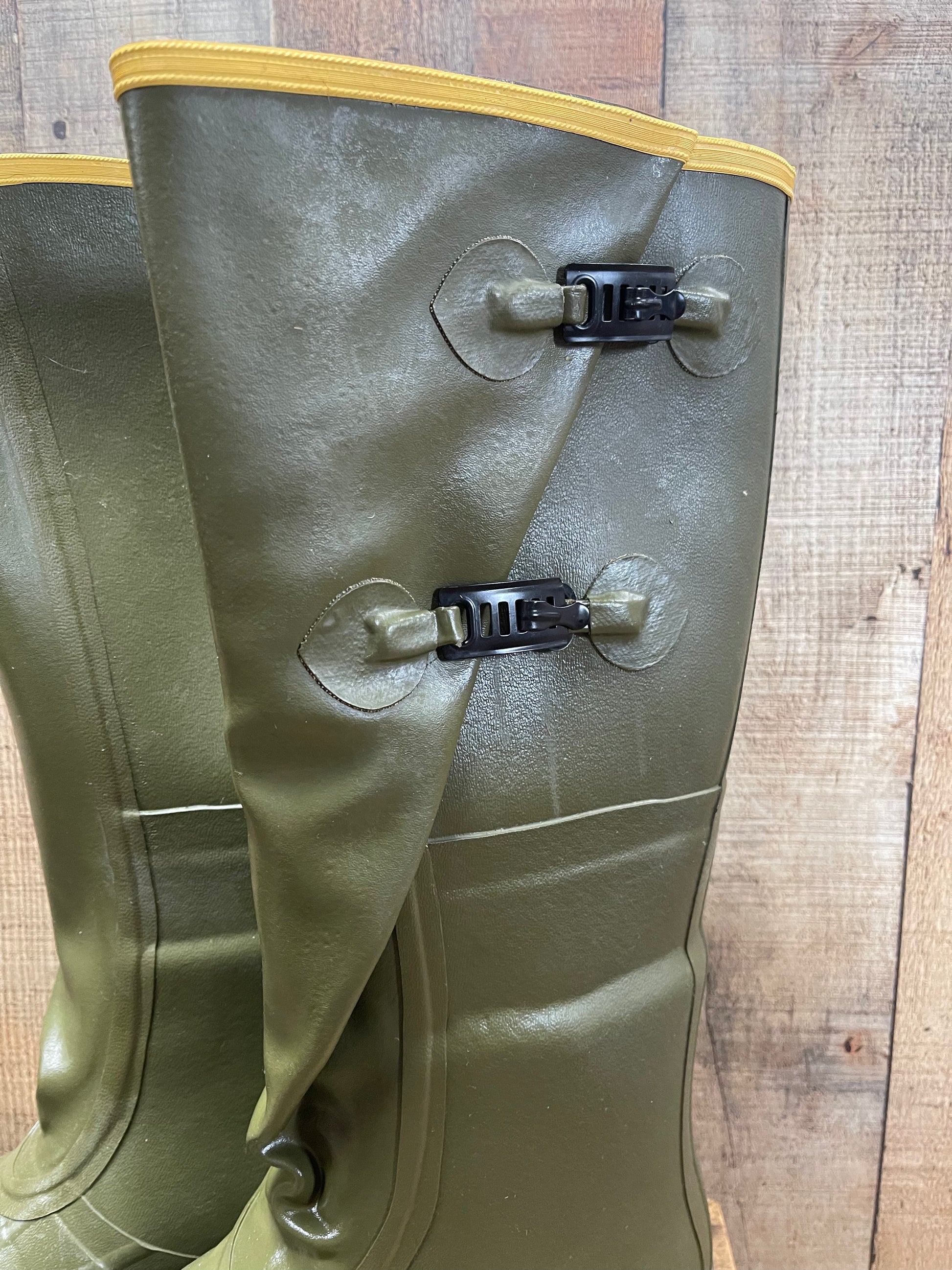 Servus insulated rubber sales boots