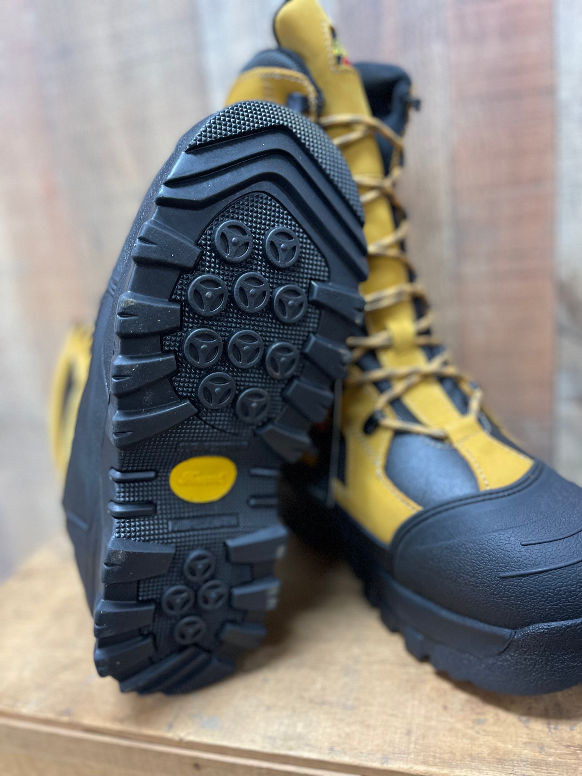 THOROGOOD MEN S ENDEAVOR EXTREME WATERPROOF OUTDOOR BOOTS SOFT TOE