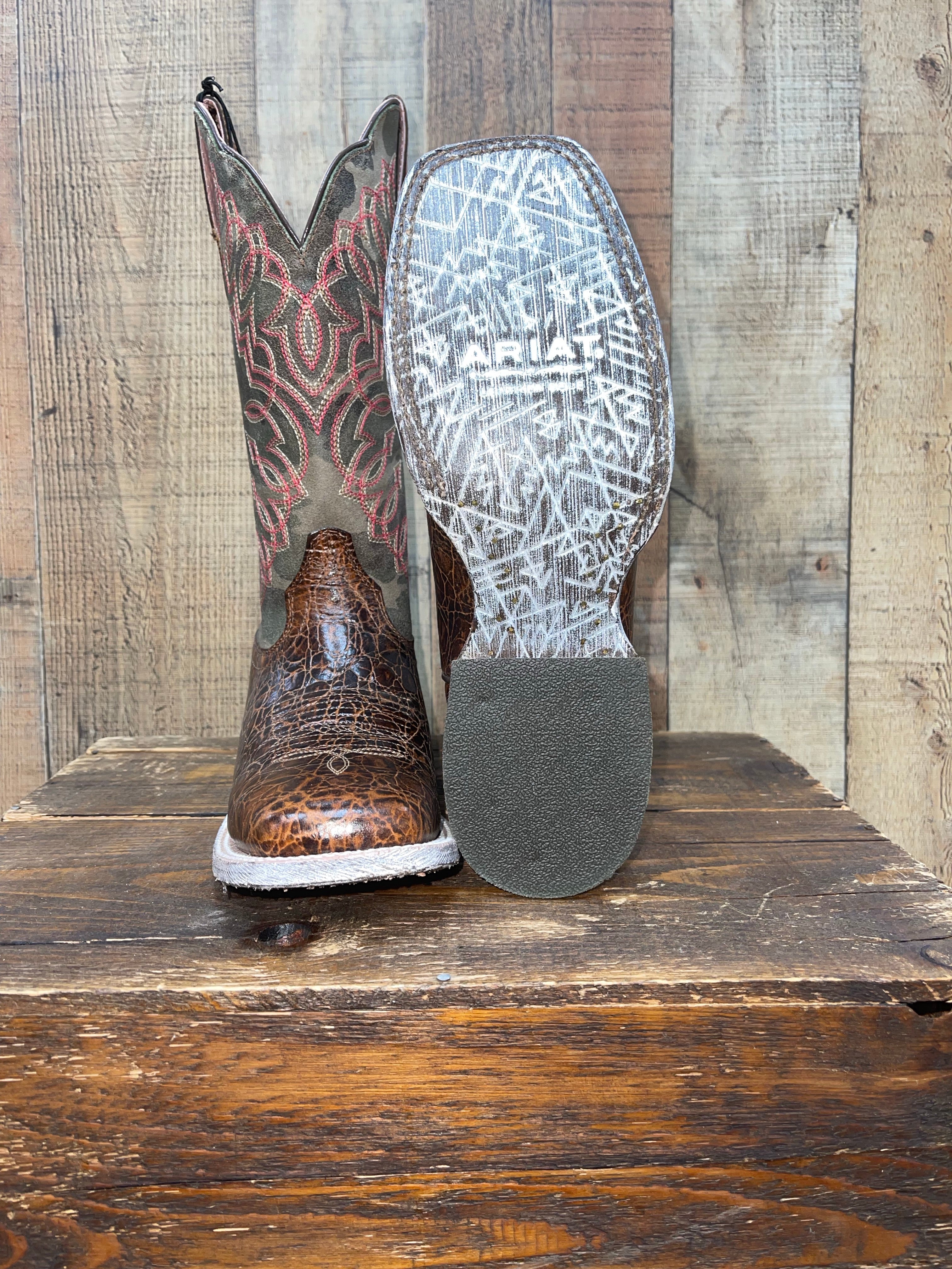 Ariat camo square sales toe boots