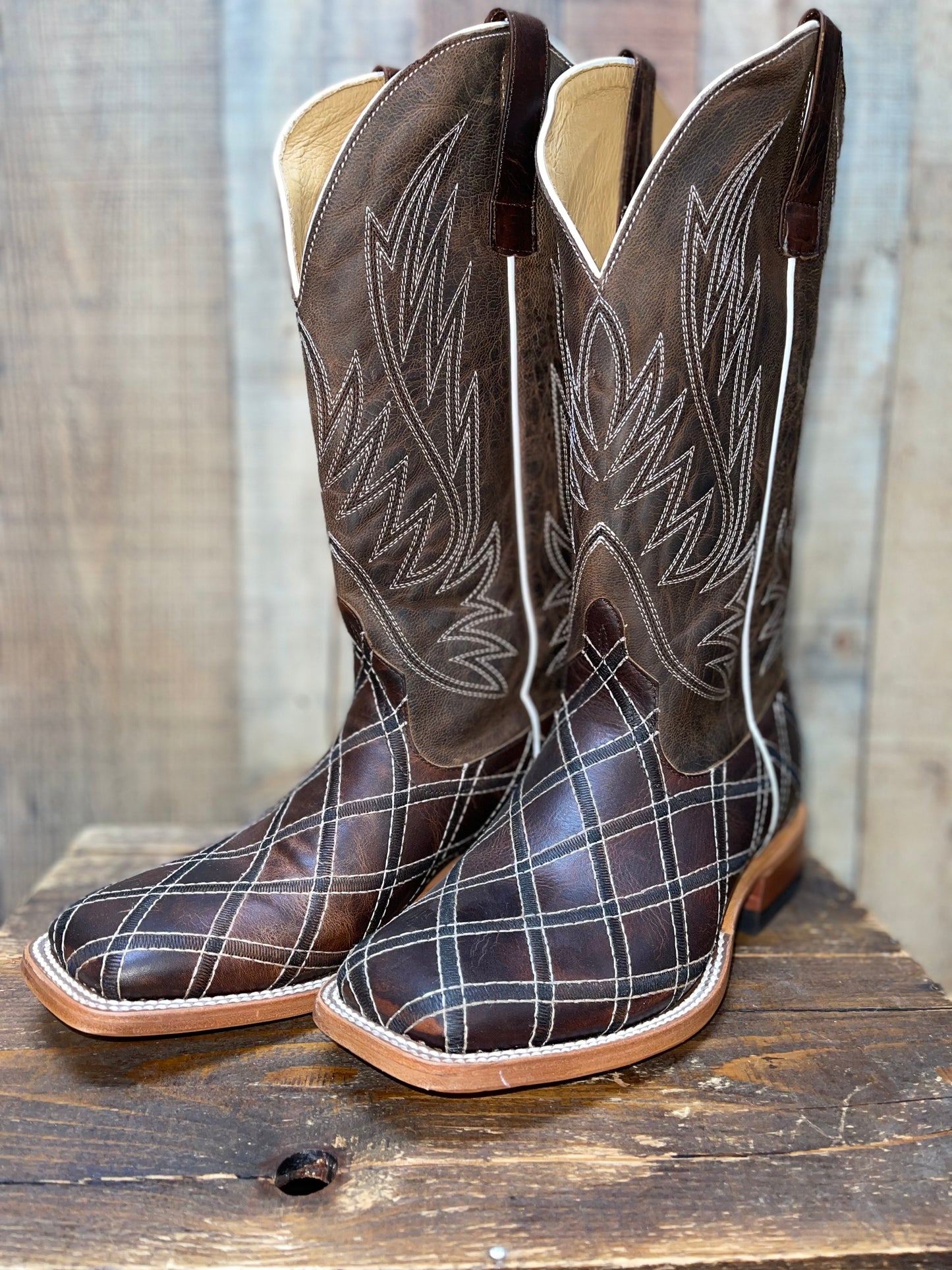 Mens checkered boots discount