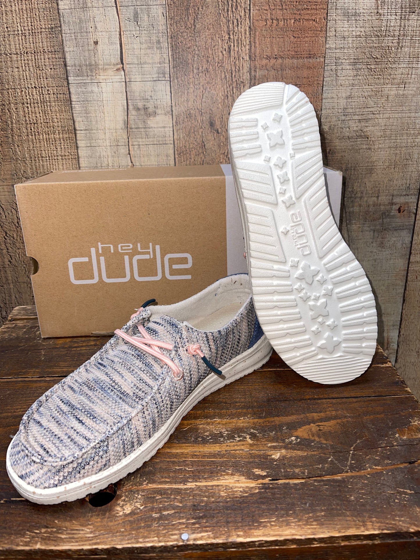 Hey Dude Wendy Sox - Light Pink 121925034 â Chillicothe Bootery Inc
