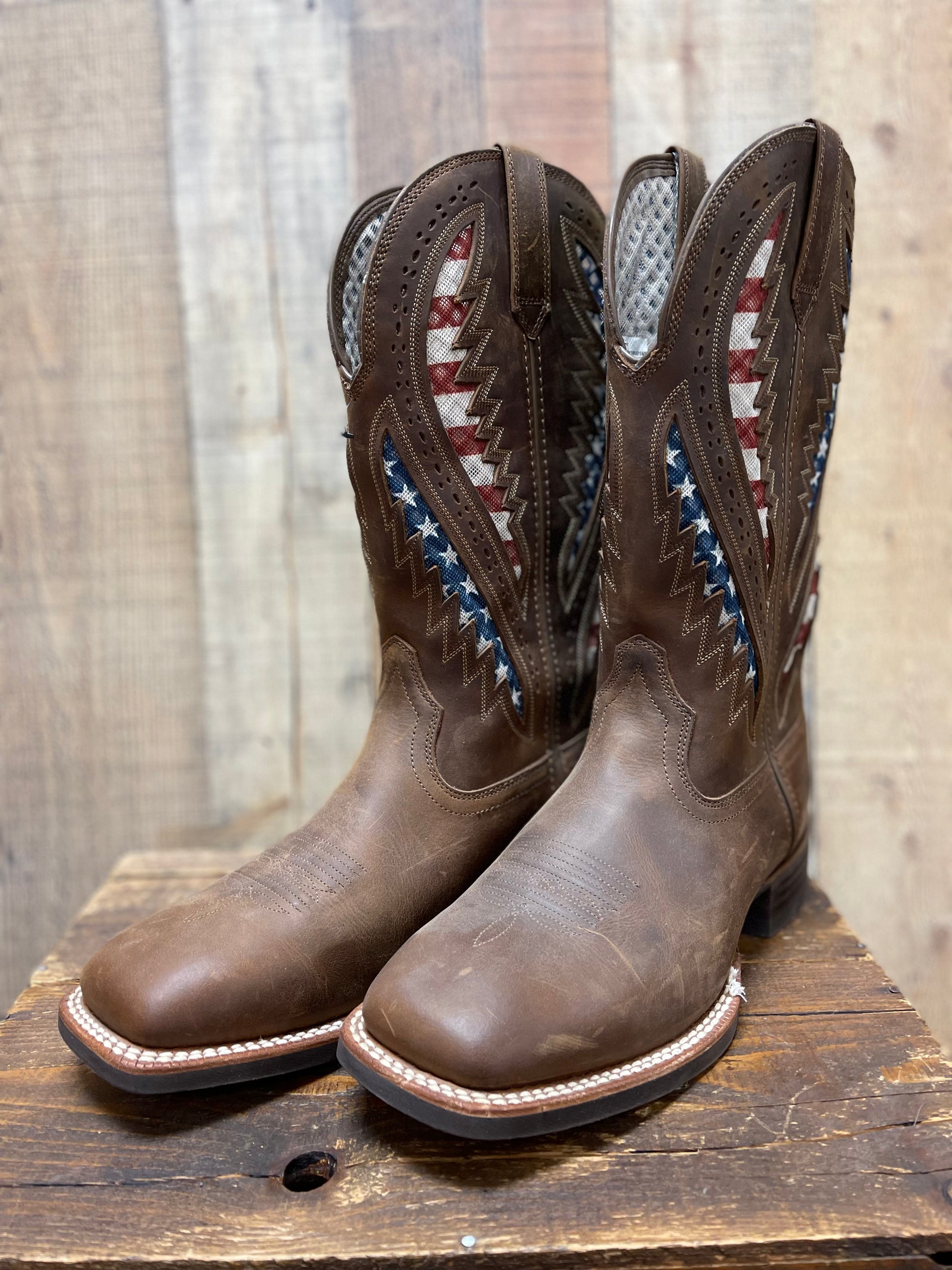 Ariat Men s Quickdraw VentTEK Brown Patriotic Flag Boots 10027165